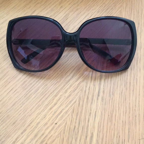 Oversized Jessica Simpson Sunglasses main image 5